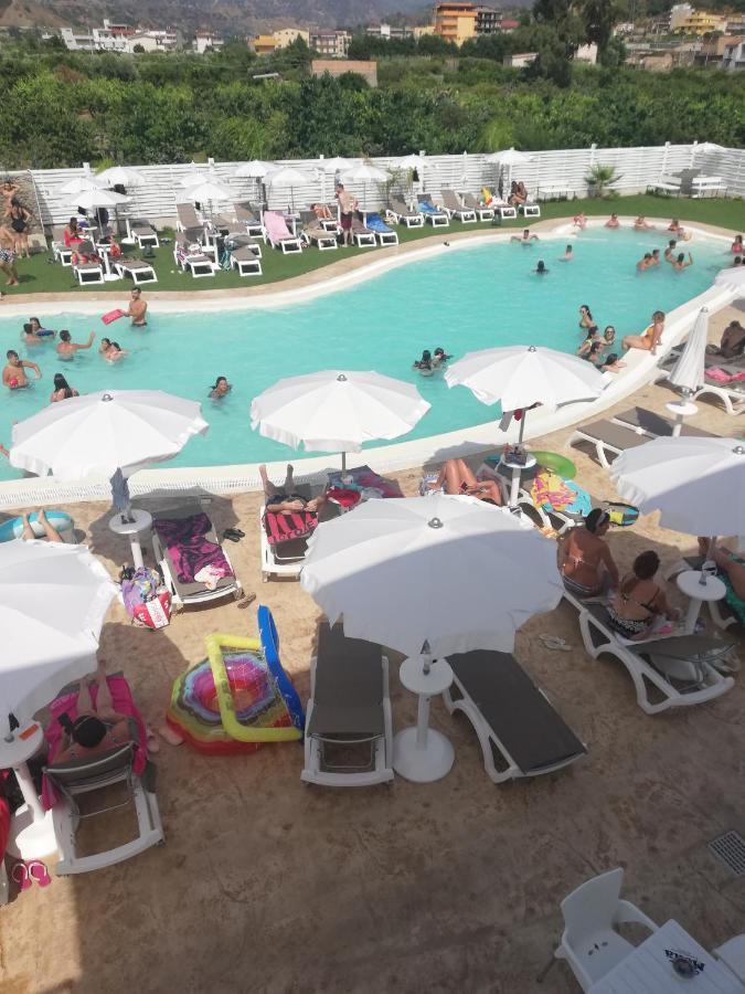 All'Ombra Del Noce B&B Catona Di Reggio Calabria Exteriér fotografie